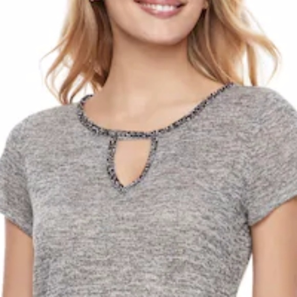 Juicy Couture Cutout Embellished Tee NWT - Picture 3 of 3